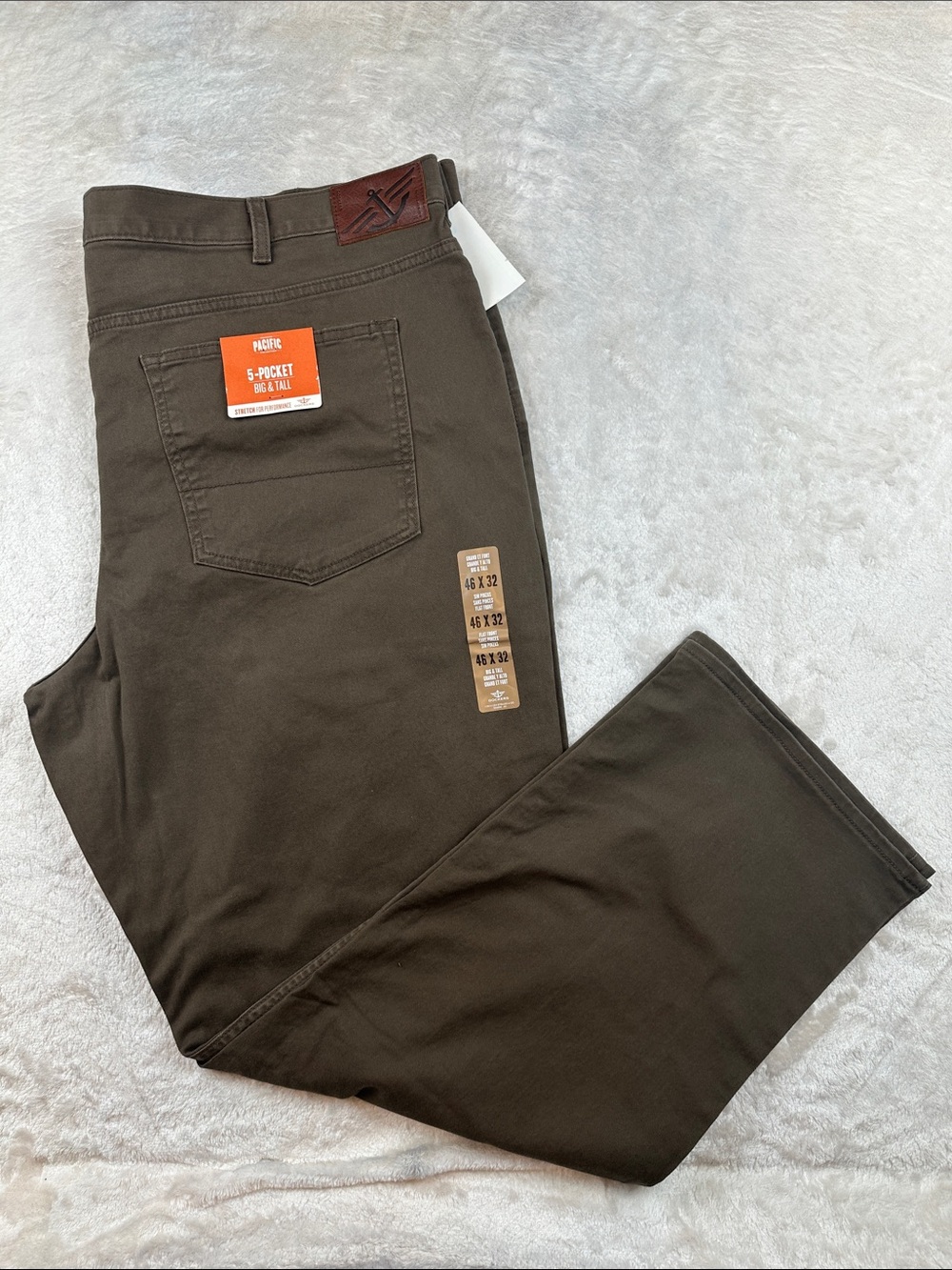 Dockers NWT Size 46X32 Men's Chinos Olive Brown | Workwear | Everyday | Casual